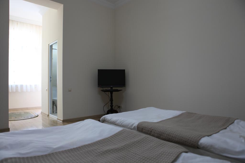 Batumi Summer Hotel Habitación foto